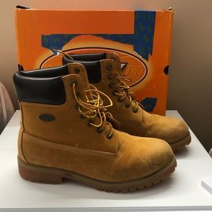 Lugs men boots size 8.5